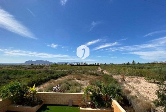 Resale - Villa -
Albatera - Campo De Albatera