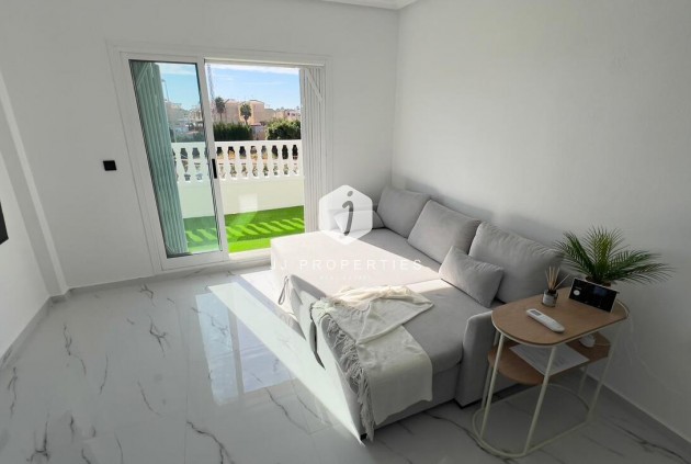 Resale - Apartment / flat -
Orihuela Costa - Costa Blanca