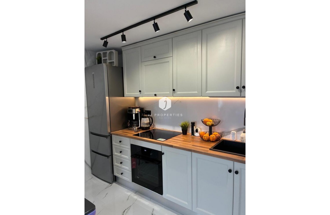 Resale - Apartment / flat -
Orihuela Costa - Costa Blanca