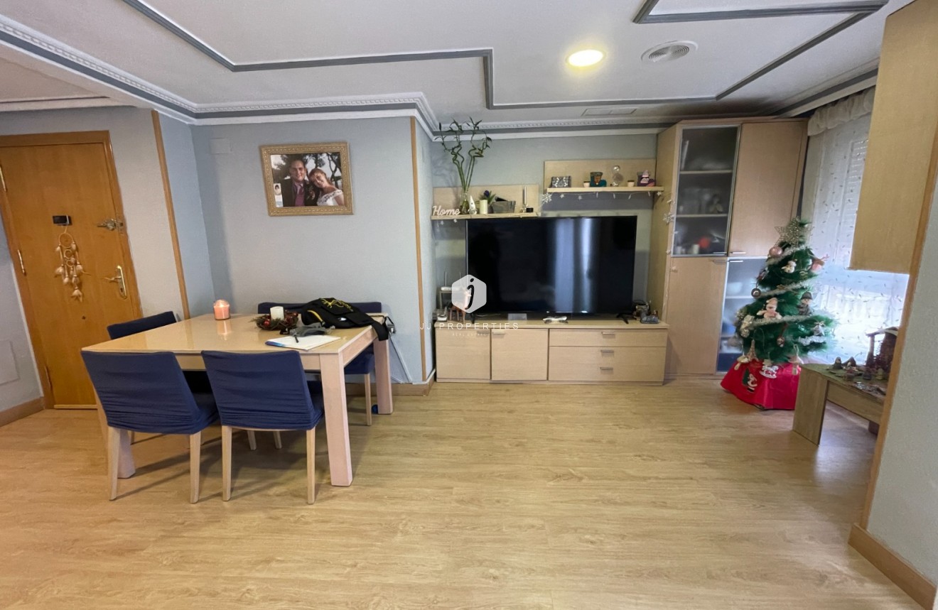 Resale - Apartment / flat -
Torrevieja - Costa Blanca