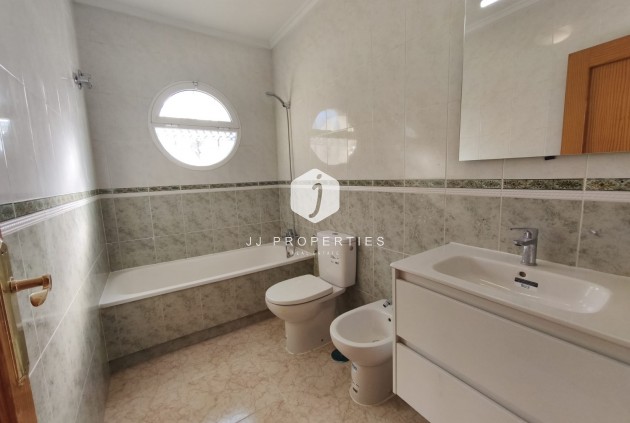 Resale - Bungalow -
Orihuela Costa - Costa Blanca