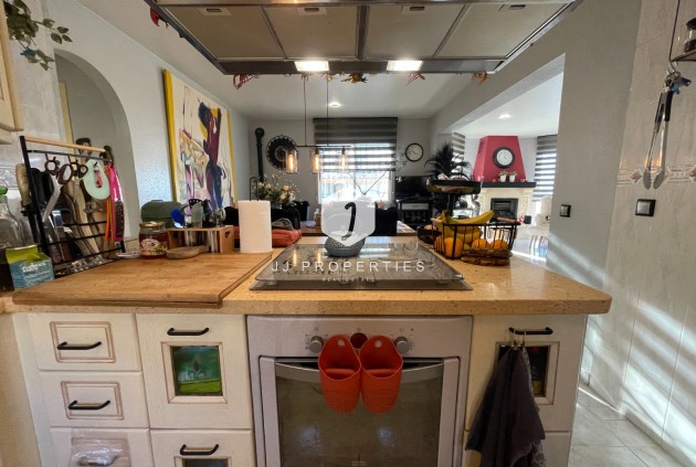 Resale - Villa -
Benijofar - Costa Blanca