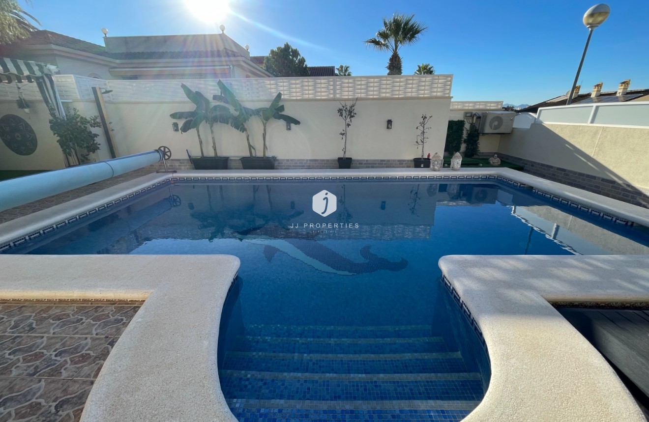 Resale - Villa -
Benijofar - Costa Blanca
