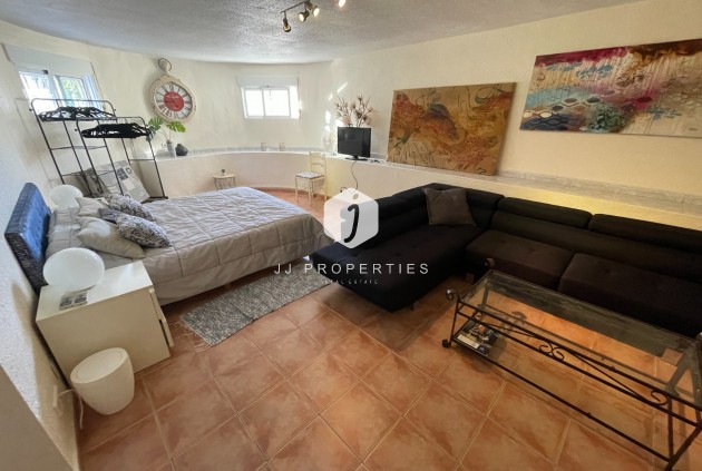 Resale - Villa -
Benijofar - Costa Blanca