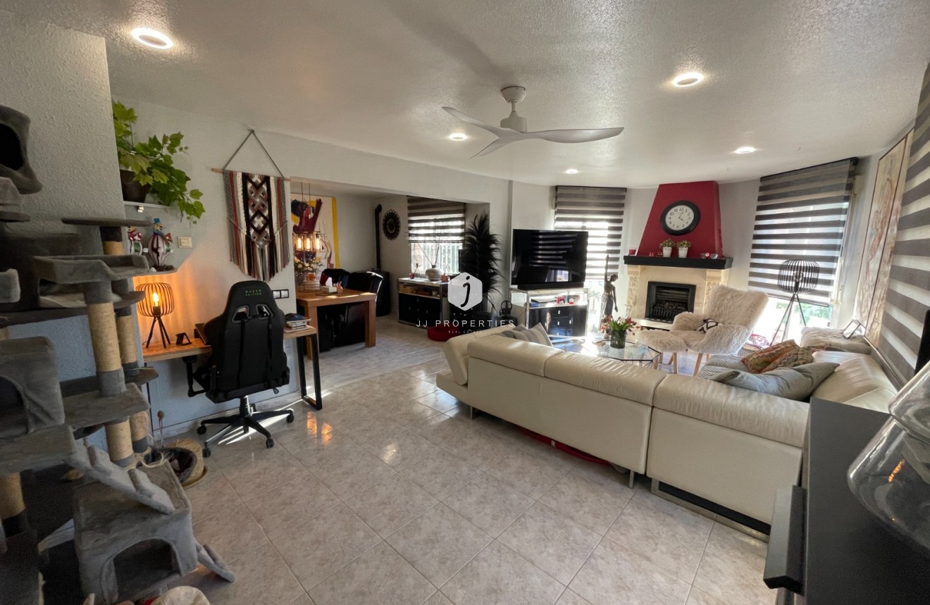 Resale - Villa -
Benijofar - Costa Blanca