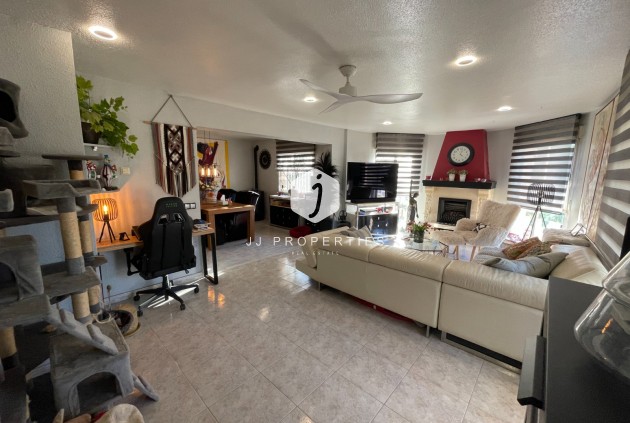 Resale - Villa -
Benijofar - Costa Blanca