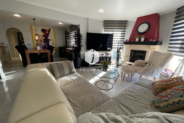 Resale - Villa -
Benijofar - Costa Blanca