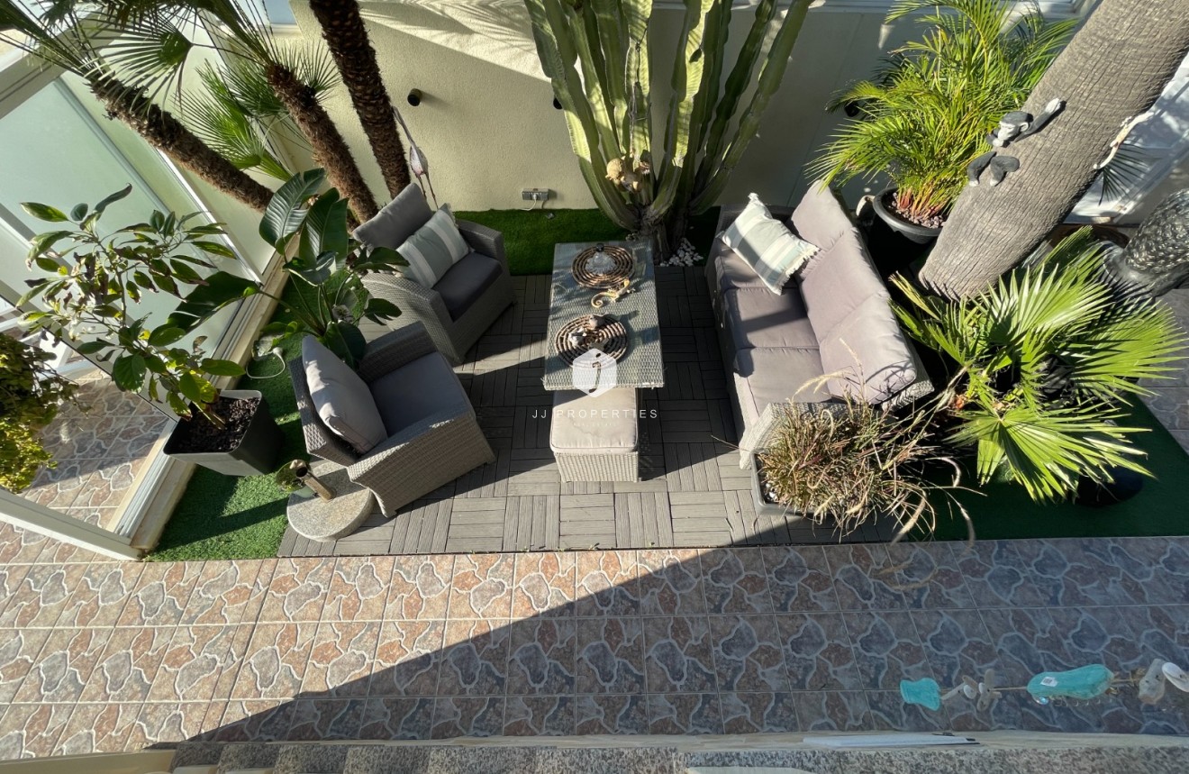 Resale - Villa -
Benijofar - Costa Blanca