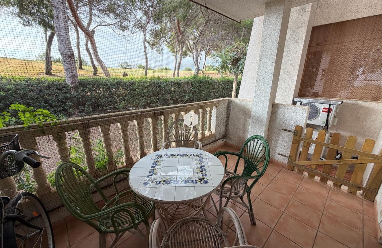 Resale - Apartment / flat -
Orihuela Costa - Las Ramblas