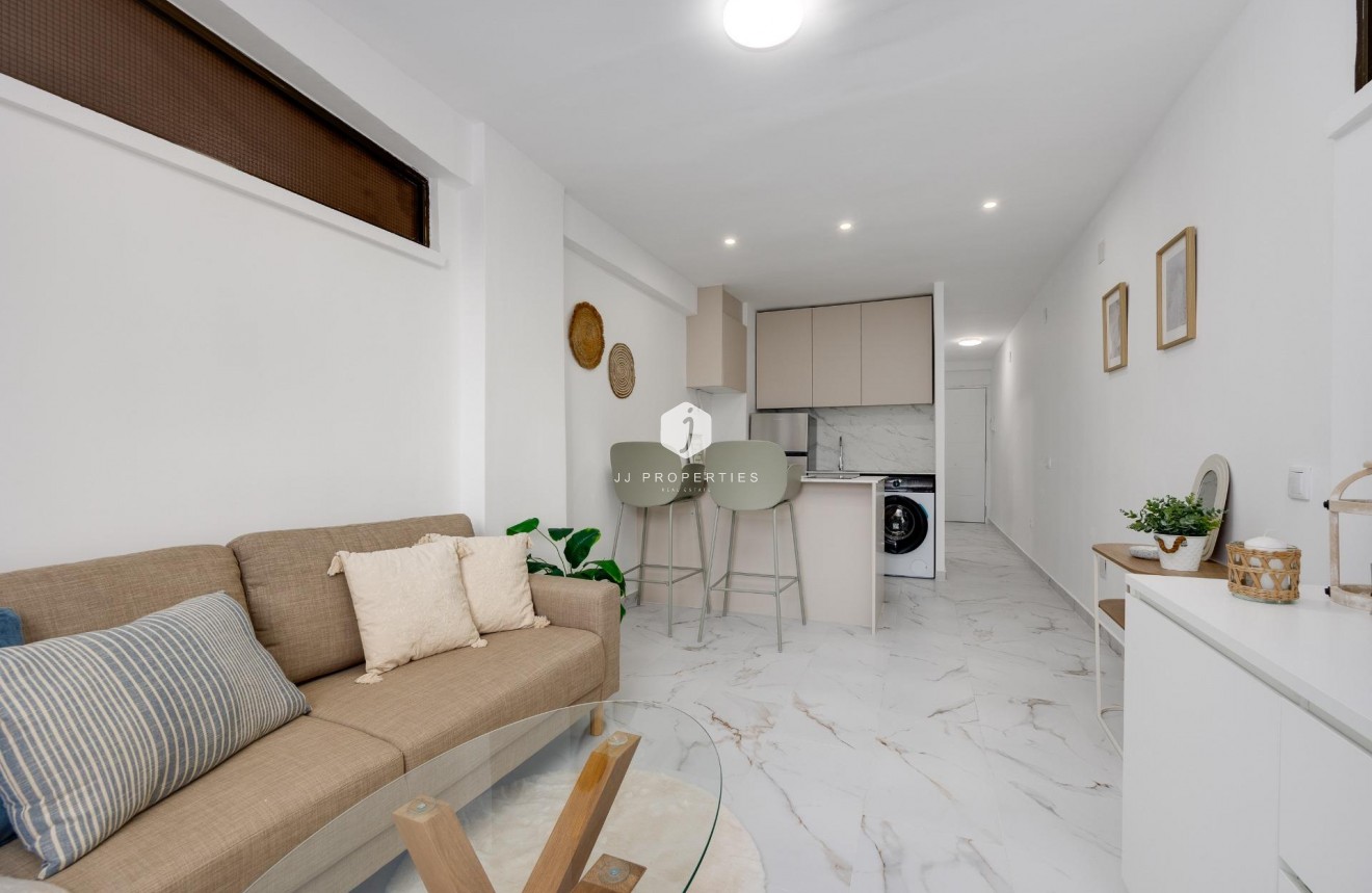 Resale - Apartment / flat -
Torrevieja - Cabo cervera