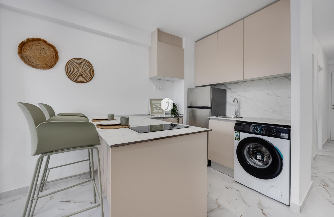 Resale - Apartment / flat -
Torrevieja - Cabo cervera