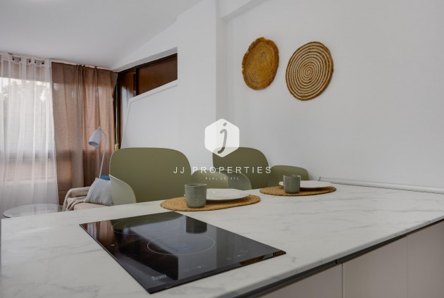 Resale - Apartment / flat -
Torrevieja - Cabo cervera