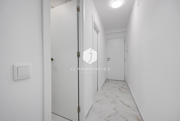 Resale - Apartment / flat -
Torrevieja - Cabo cervera