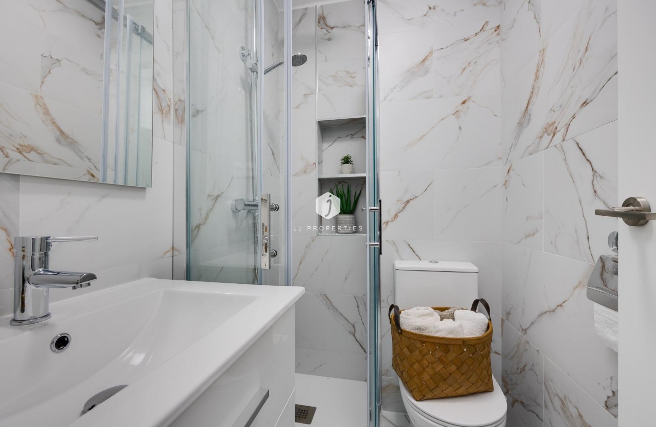 Resale - Apartment / flat -
Torrevieja - Cabo cervera