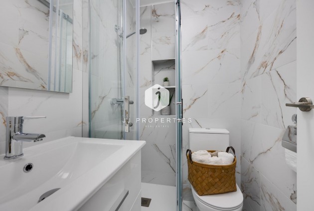 Resale - Apartment / flat -
Torrevieja - Cabo cervera