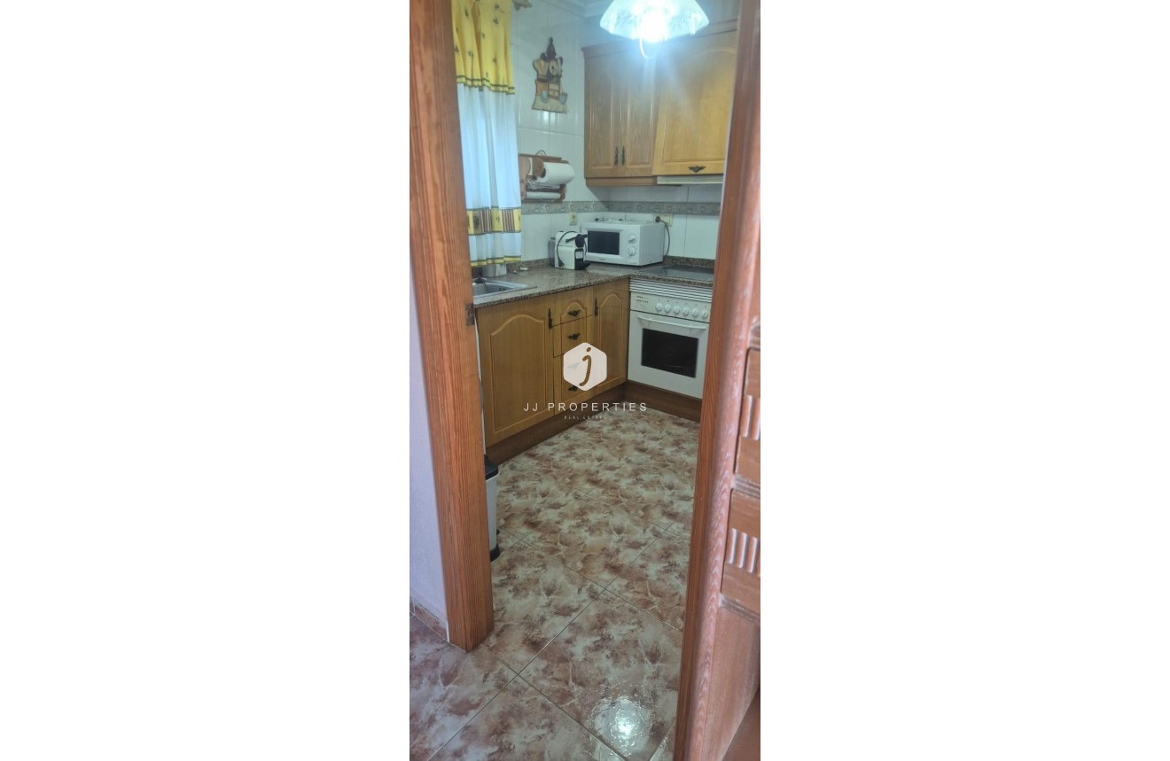 Resale - Apartment / flat -
Torrevieja - La Mata Pueblo