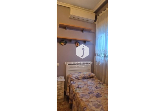 Resale - Apartment / flat -
Torrevieja - La Mata Pueblo