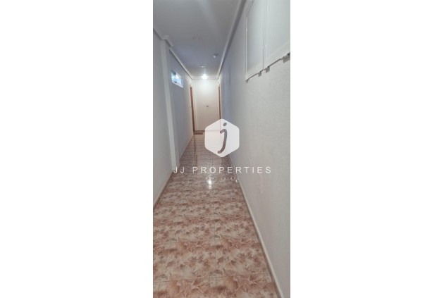 Resale - Apartment / flat -
Torrevieja - La Mata Pueblo