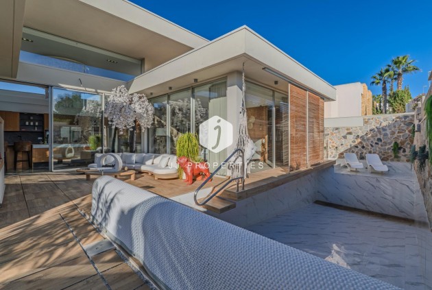 Resale - Villa -
Benijofar - Residencial Benimar