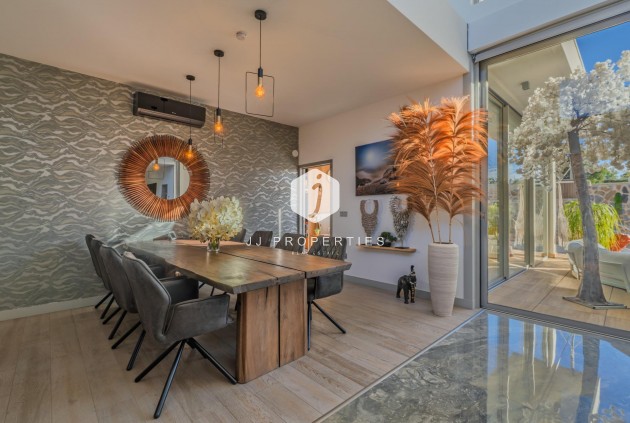 Resale - Villa -
Benijofar - Residencial Benimar