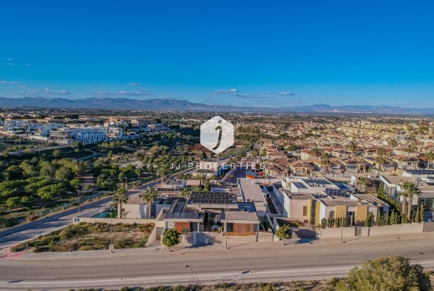 Resale - Villa -
Benijofar - Residencial Benimar