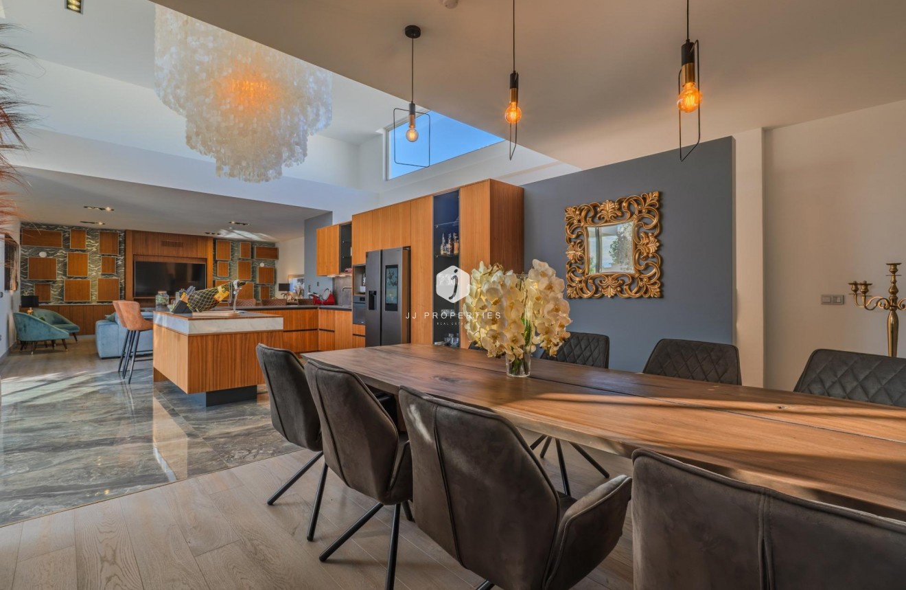 Resale - Villa -
Benijofar - Residencial Benimar