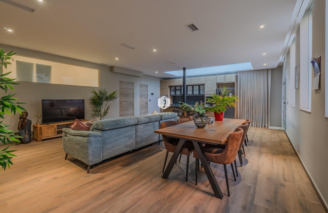 Resale - Villa -
Benijofar - Residencial Benimar