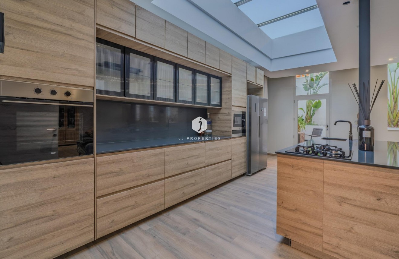 Resale - Villa -
Benijofar - Residencial Benimar