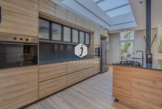 Resale - Villa -
Benijofar - Residencial Benimar