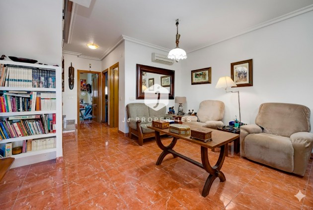 Resale - Villa -
Orihuela Costa - Costa Blanca