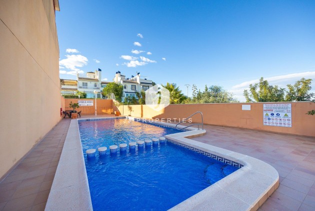 Resale - Villa -
Orihuela Costa - Costa Blanca