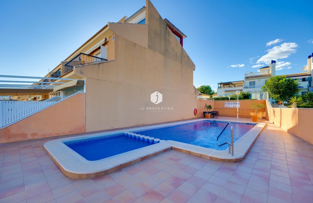 Resale - Villa -
Orihuela Costa - Costa Blanca