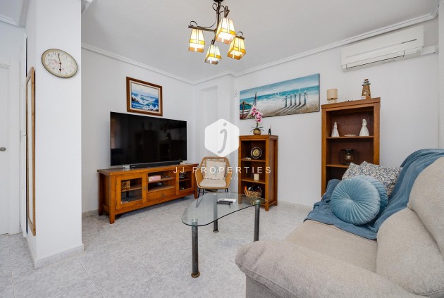Resale - Villa -
Torrevieja - Costa Blanca