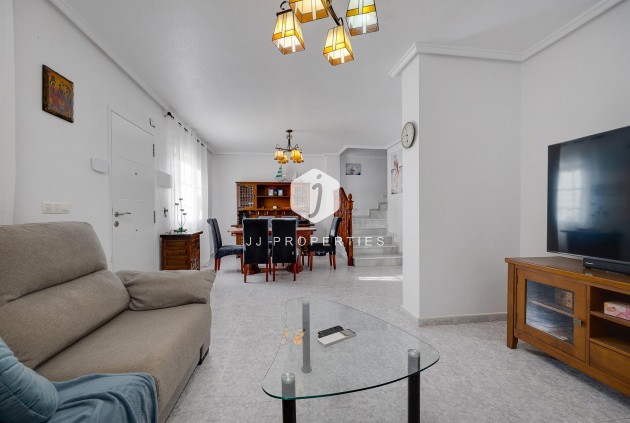 Resale - Villa -
Torrevieja - Costa Blanca