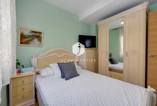 Resale - Villa -
Torrevieja - Costa Blanca