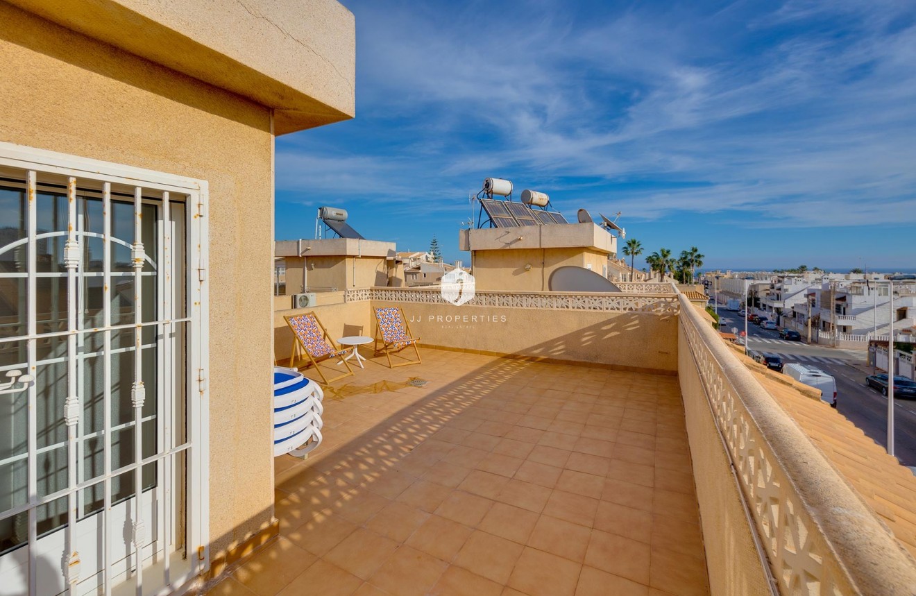 Resale - Villa -
Torrevieja - Costa Blanca