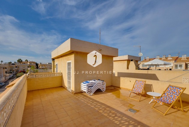 Resale - Villa -
Torrevieja - Costa Blanca