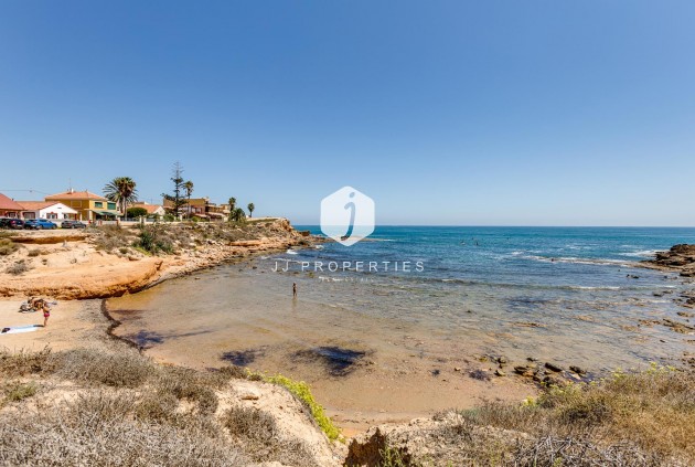 Resale - Villa -
Torrevieja - Costa Blanca