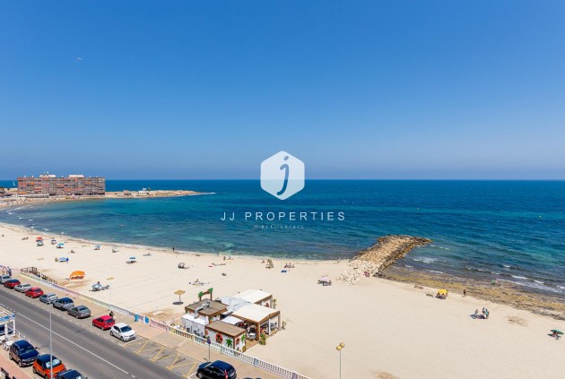 Resale - Villa -
Torrevieja - Costa Blanca