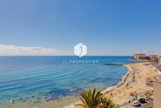 Resale - Villa -
Torrevieja - Costa Blanca