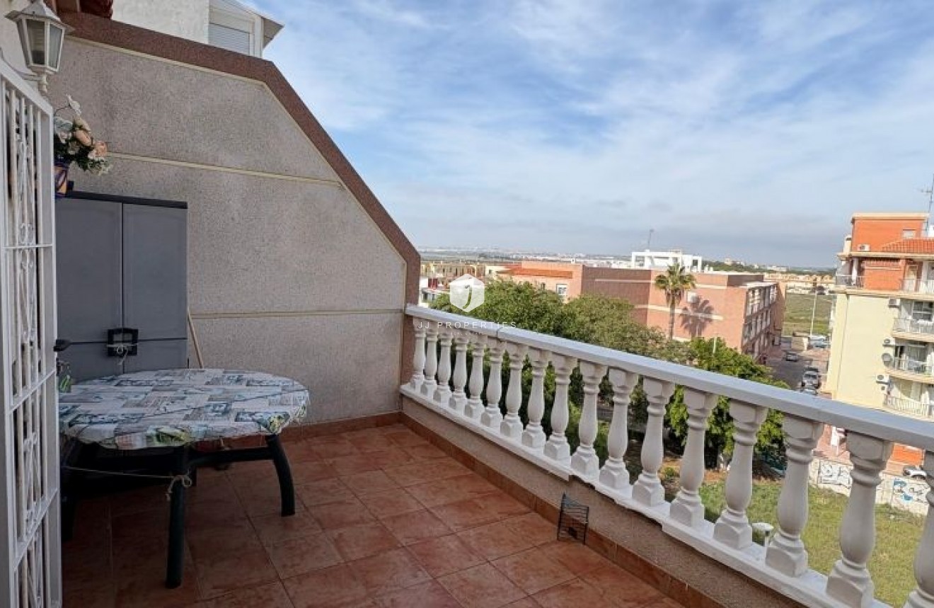 Resale - Apartment / flat -
Torrevieja - Costa Blanca