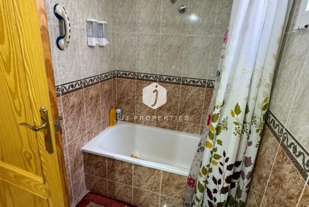 Resale - Apartment / flat -
Torrevieja - Costa Blanca