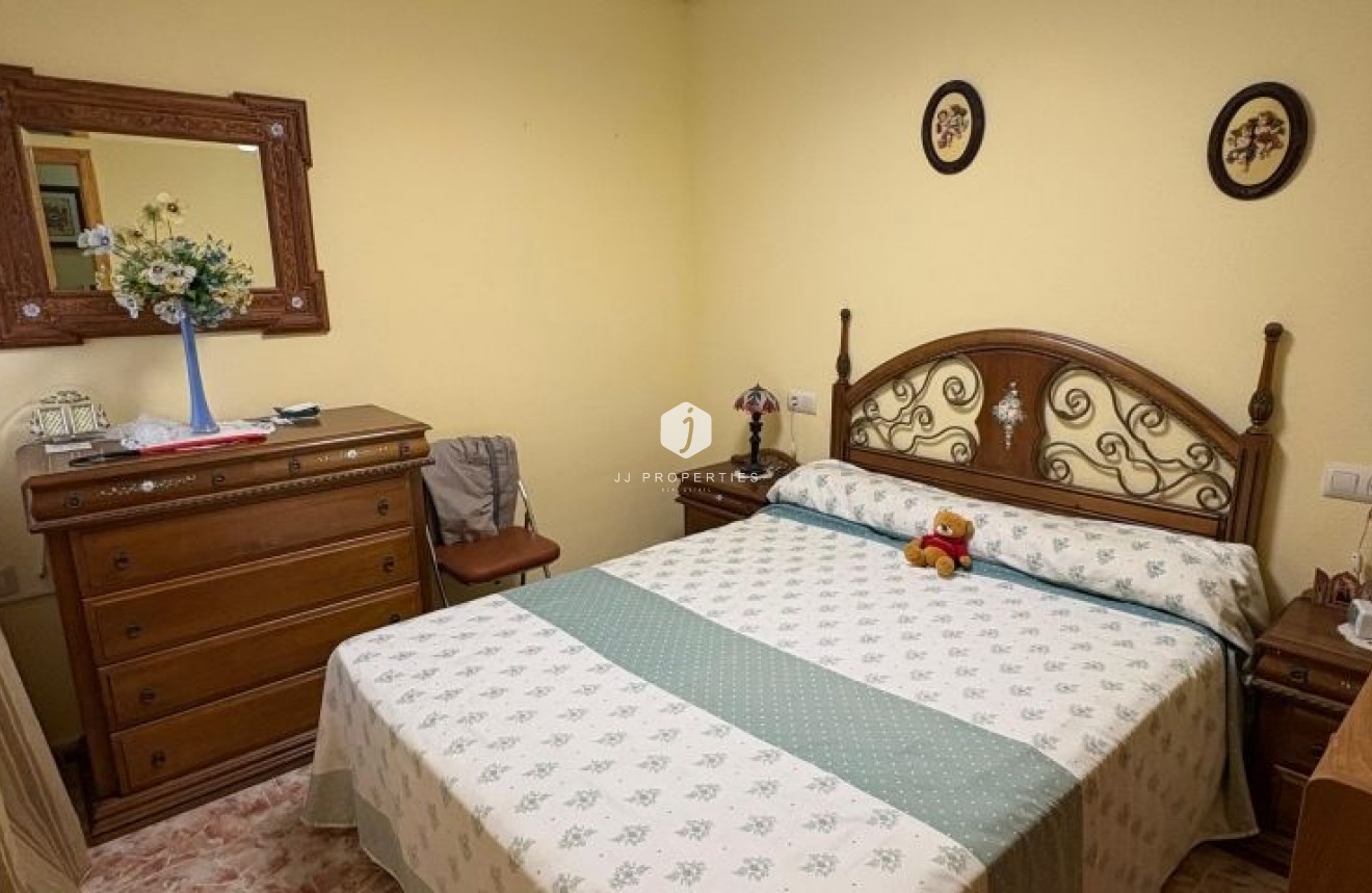 Resale - Apartment / flat -
Torrevieja - Costa Blanca