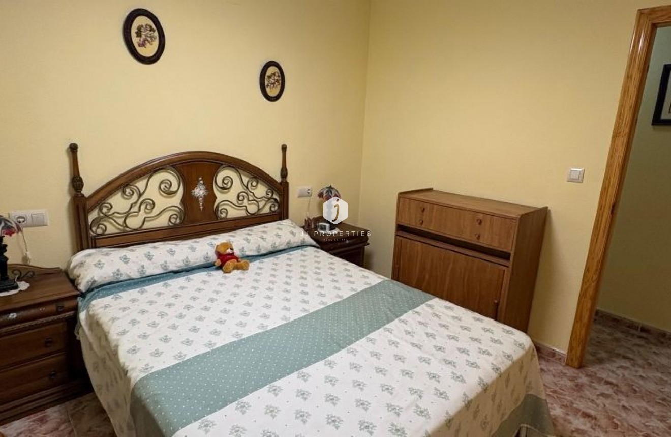 Resale - Apartment / flat -
Torrevieja - Costa Blanca