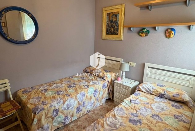 Resale - Apartment / flat -
Torrevieja - Costa Blanca