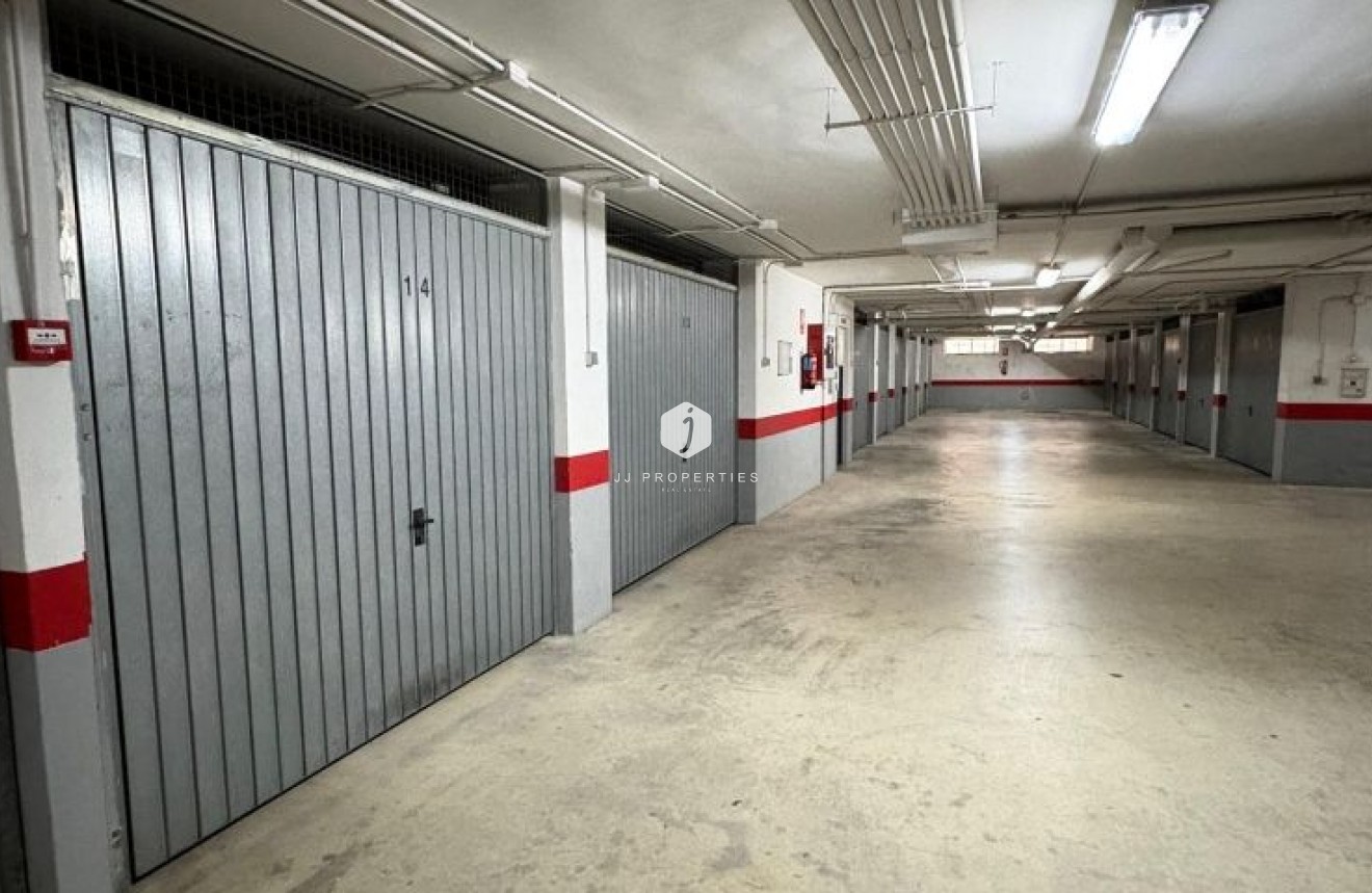 Resale - Apartment / flat -
Torrevieja - Costa Blanca