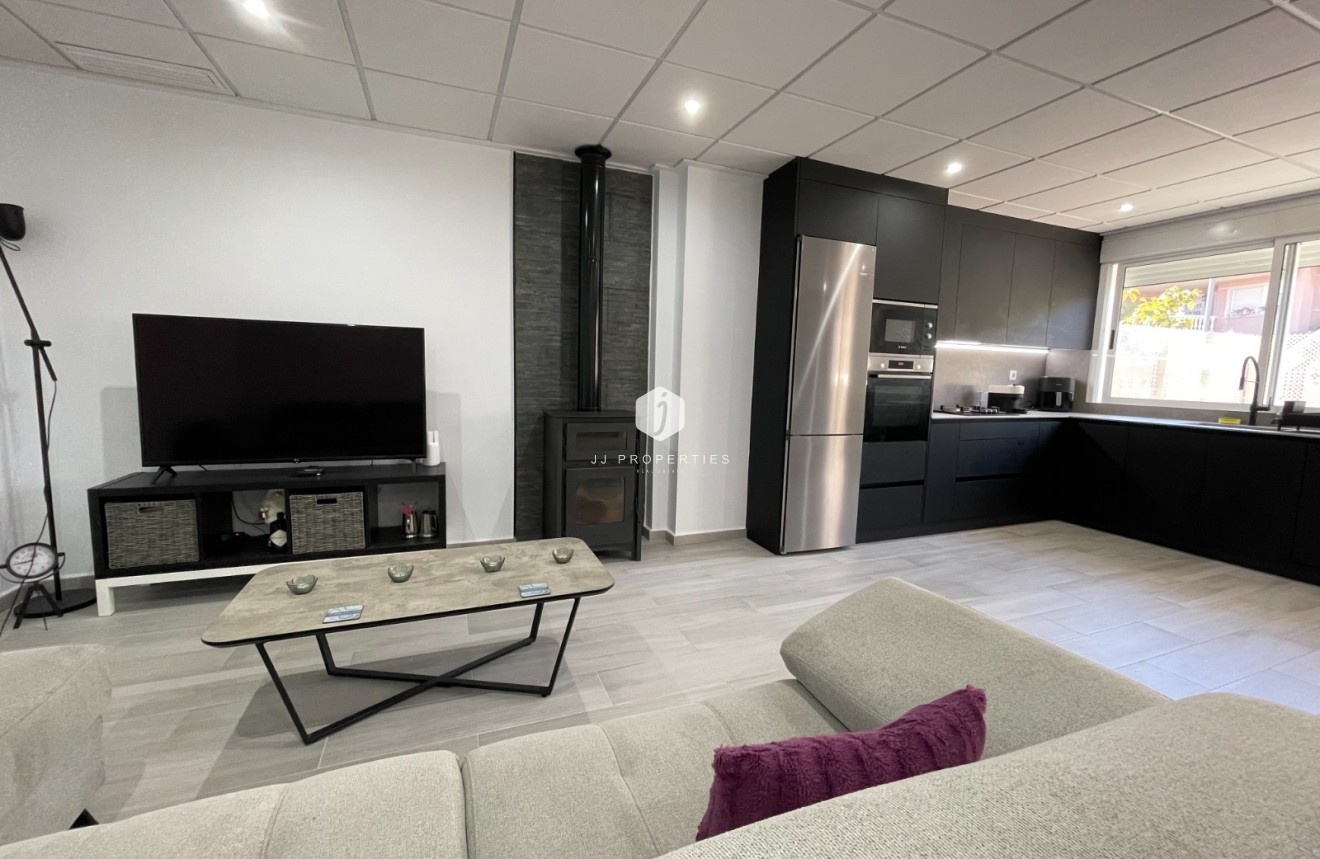 Resale - Chalet -
Algorfa - Inland