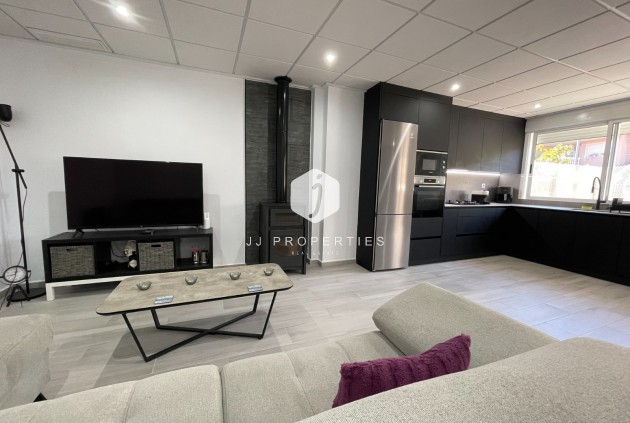 Resale - Chalet -
Algorfa - Inland