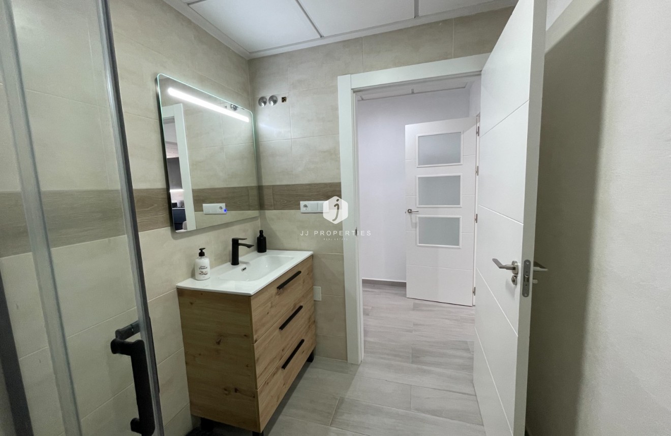 Resale - Chalet -
Algorfa - Inland