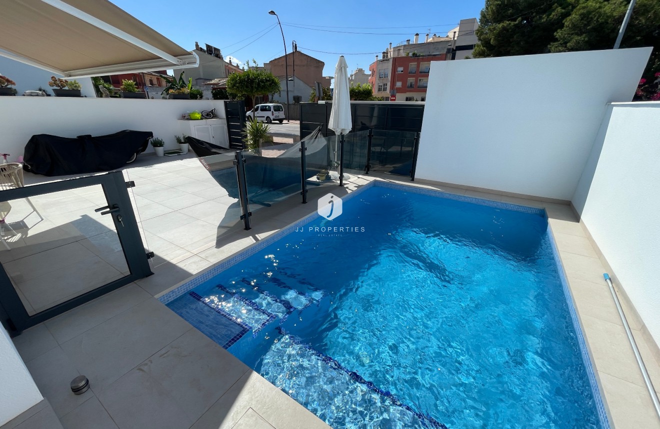 Resale - Villa -
Formentera del Segura - Costa Blanca